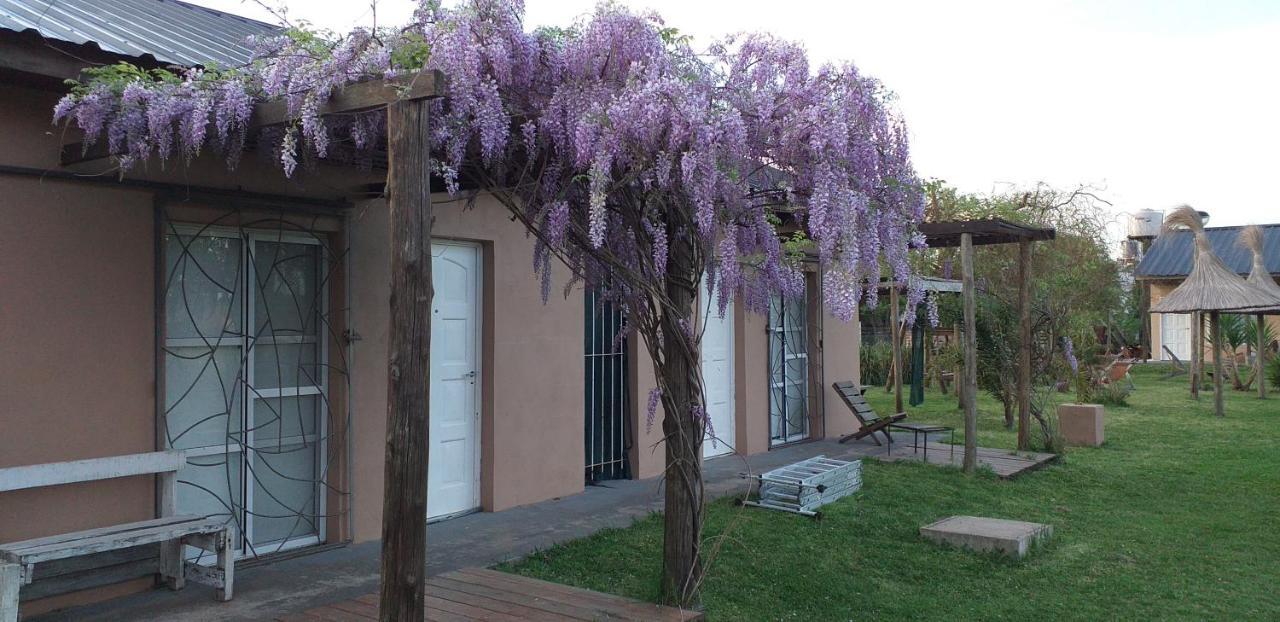 Aitue Bungalows Gualeguaychú Esterno foto